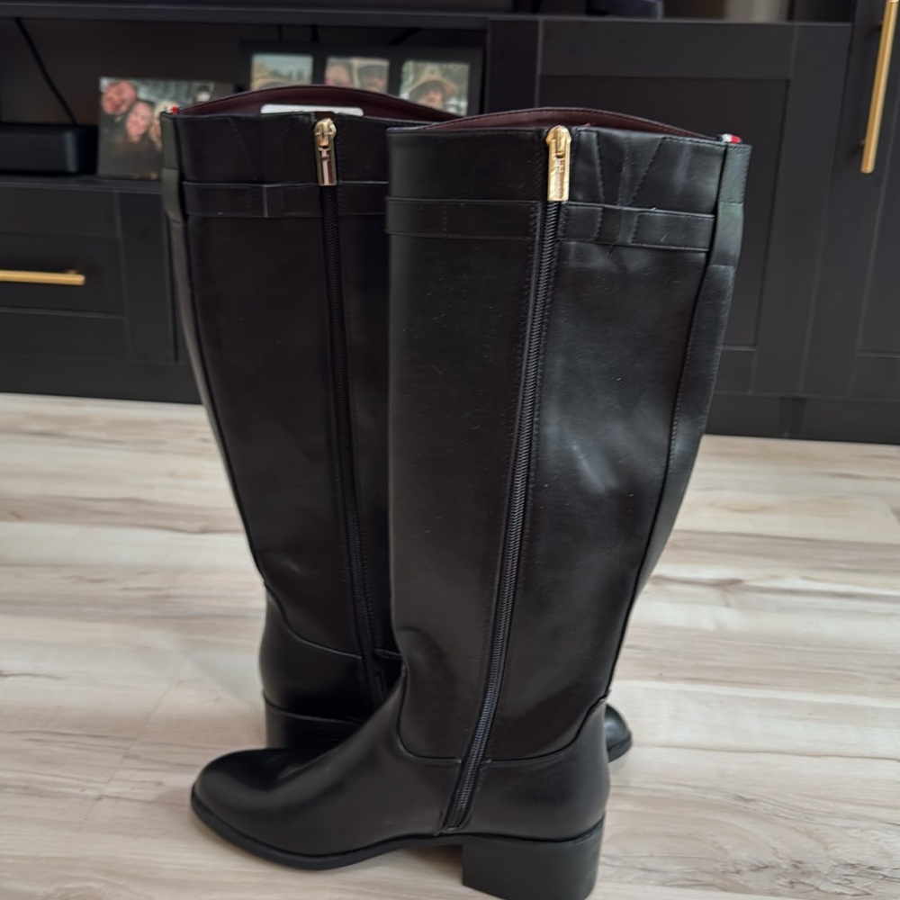 Tommy Hilfiger Imina Leather Knee High Boots in Black - Picture 5 of 9